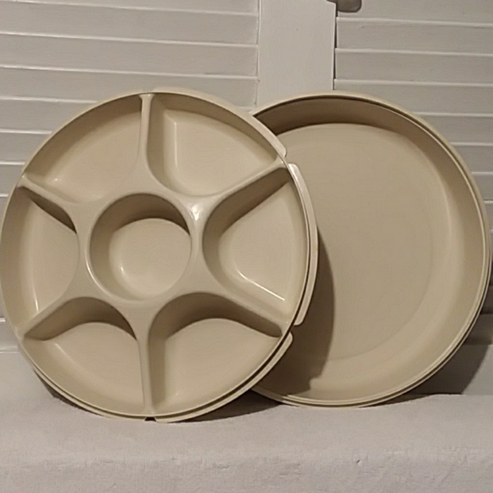 Tupperware Veggie Tray